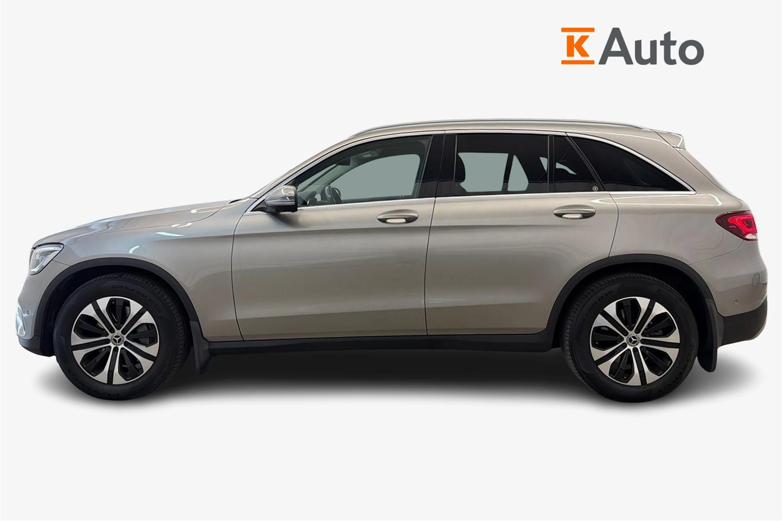 harmaa Mercedes-Benz GLC 2020 kuva 5.