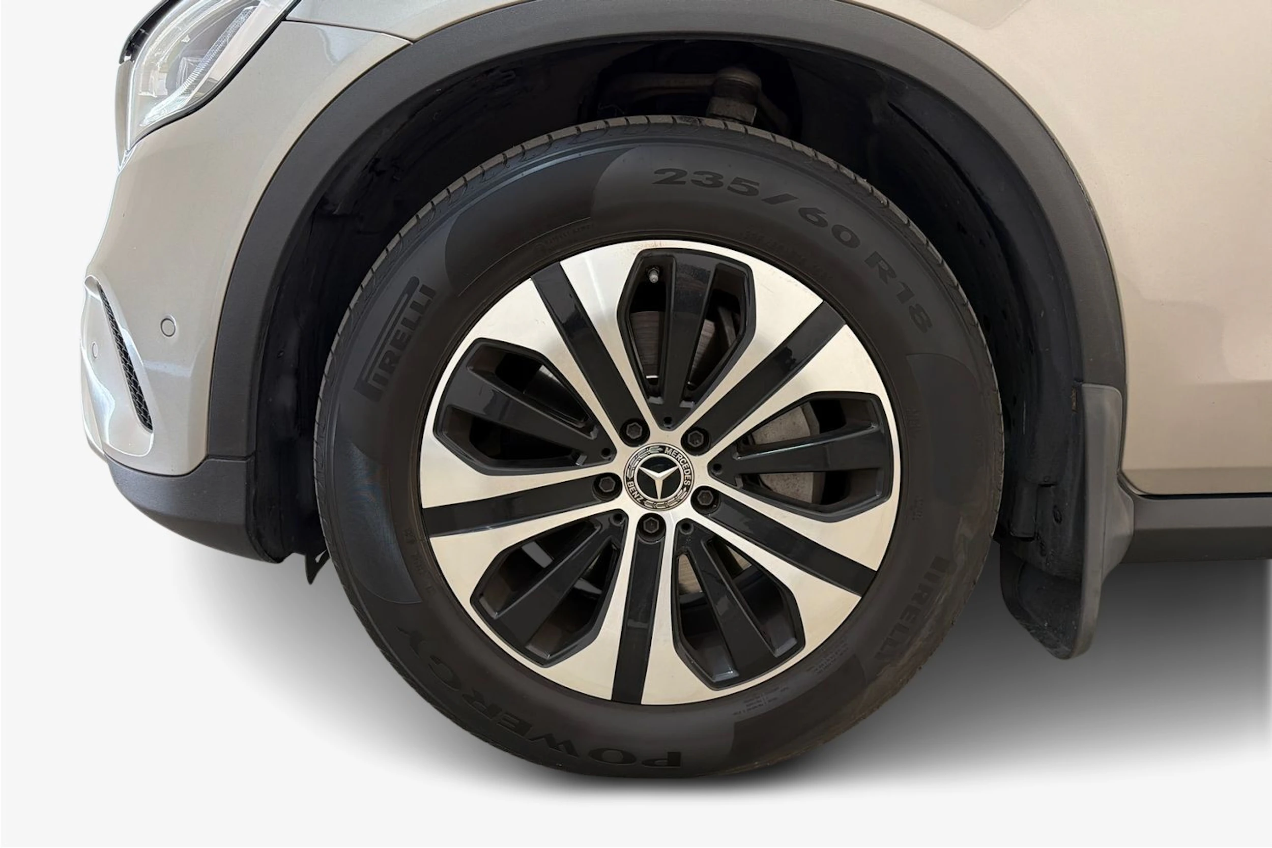 harmaa Mercedes-Benz GLC 2020 kuva 9.