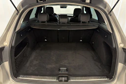 harmaa Mercedes-Benz GLC 2020 kuva 12.