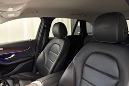 harmaa Mercedes-Benz GLC 2020 kuva 32.