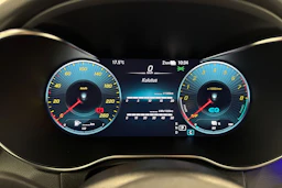 harmaa Mercedes-Benz GLC 2020 kuva 17.