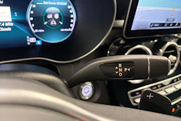 harmaa Mercedes-Benz GLC 2020 kuva 19.