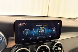 harmaa Mercedes-Benz GLC 2020 kuva 27.