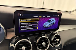 harmaa Mercedes-Benz GLC 2020 kuva 30.