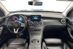 sininen Mercedes-Benz GLC 2020 kuva 7.