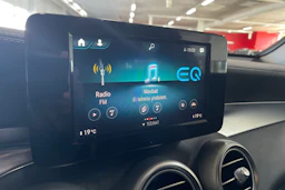 sininen Mercedes-Benz GLC 2020 kuva 12.