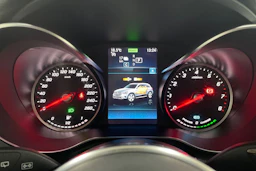 sininen Mercedes-Benz GLC 2020 kuva 15.