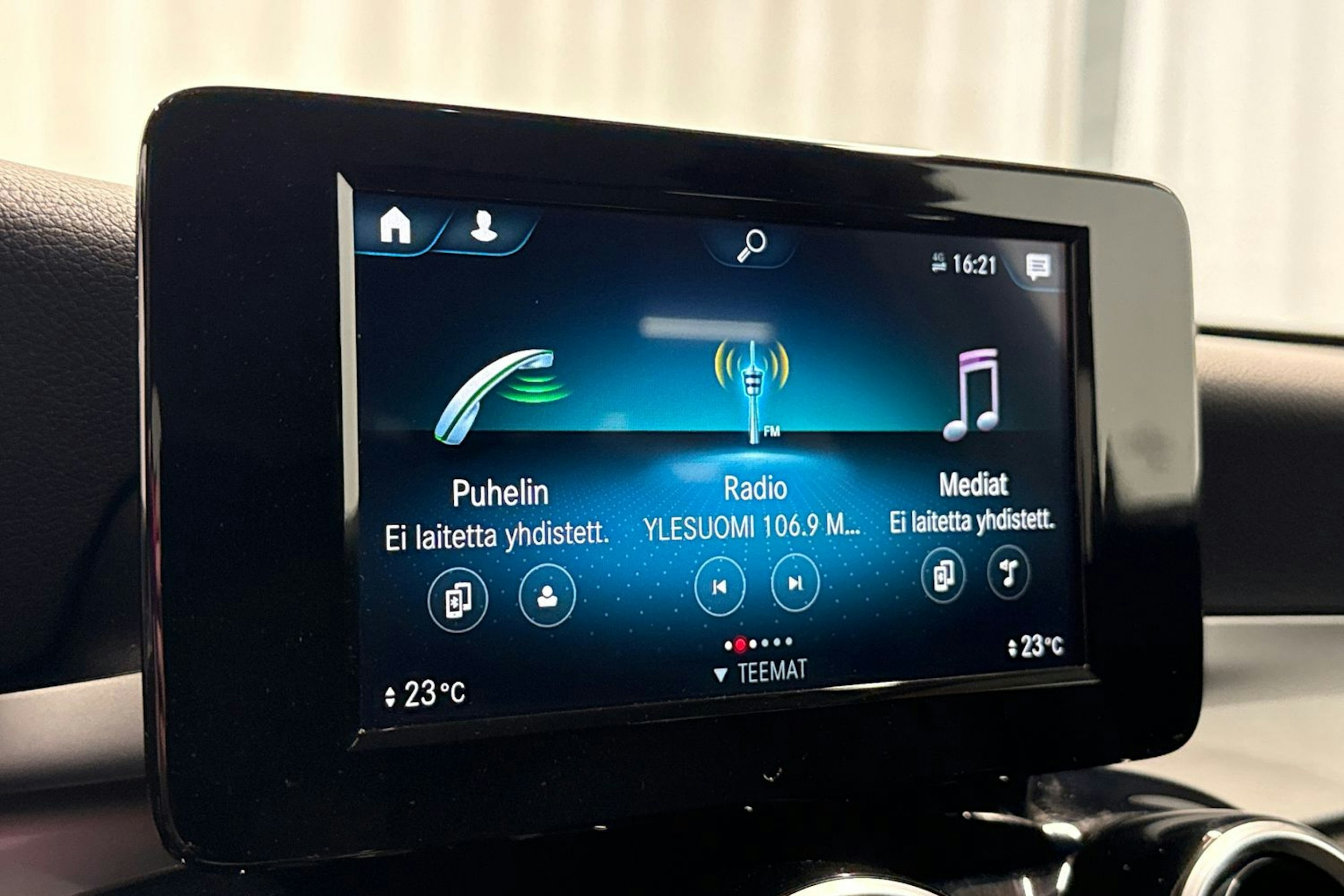 musta Mercedes-Benz GLC 2020 kuva 19.