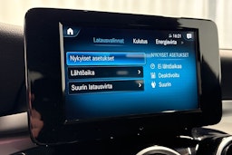 musta Mercedes-Benz GLC 2020 kuva 21.