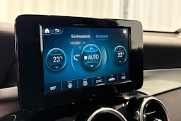 musta Mercedes-Benz GLC 2020 kuva 23.