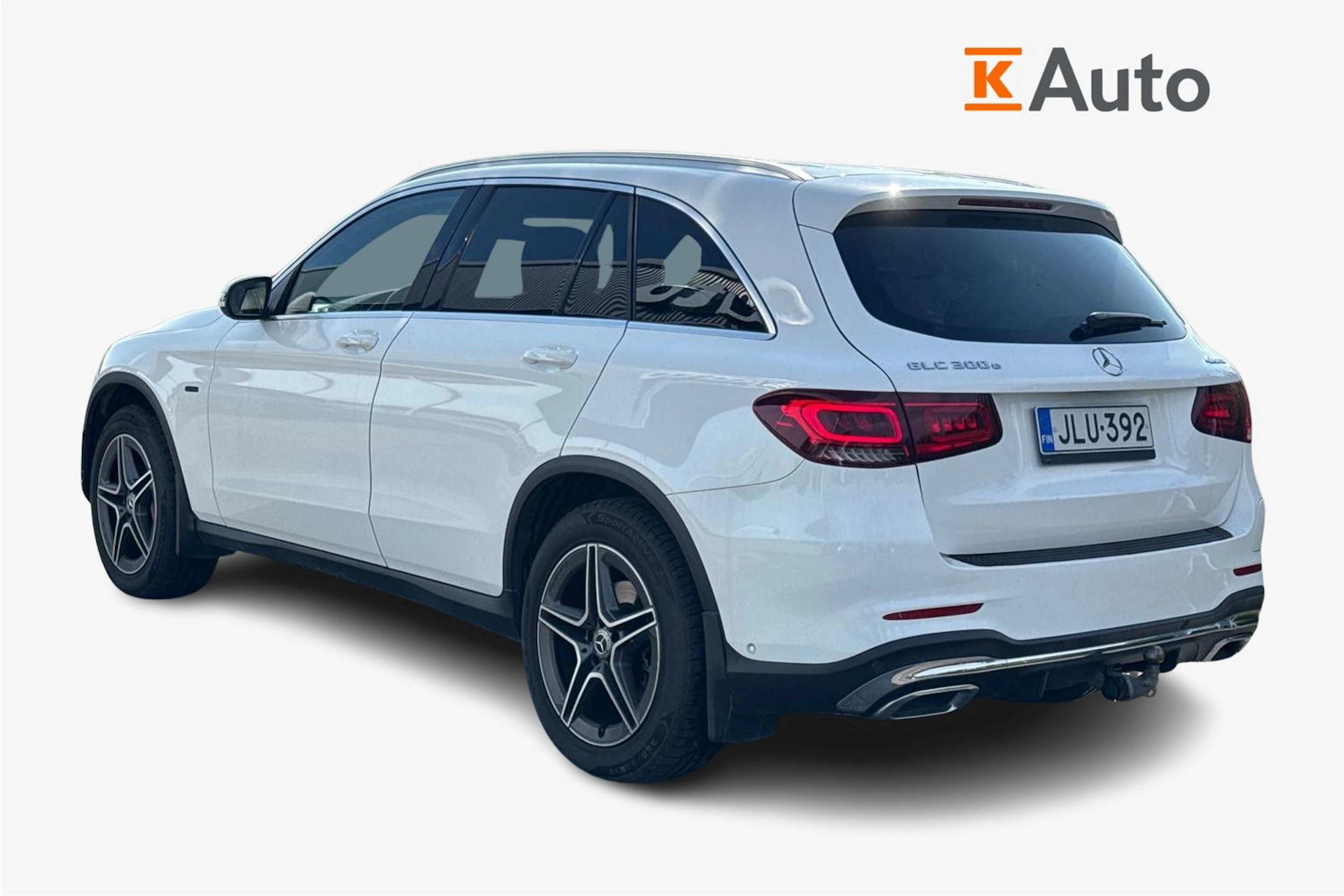valkoinen Mercedes-Benz GLC 2020 kuva 2.