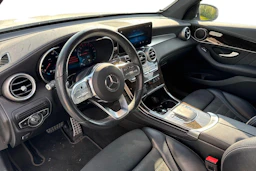 valkoinen Mercedes-Benz GLC 2020 kuva 3.