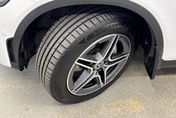 valkoinen Mercedes-Benz GLC 2020 kuva 10.