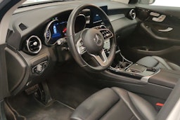 Valkoinen Mercedes-Benz GLC 2020 kuva 7.