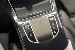 musta Mercedes-Benz GLC 2020 kuva 20.