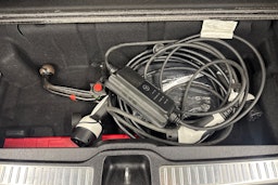 musta Mercedes-Benz GLC 2020 kuva 25.