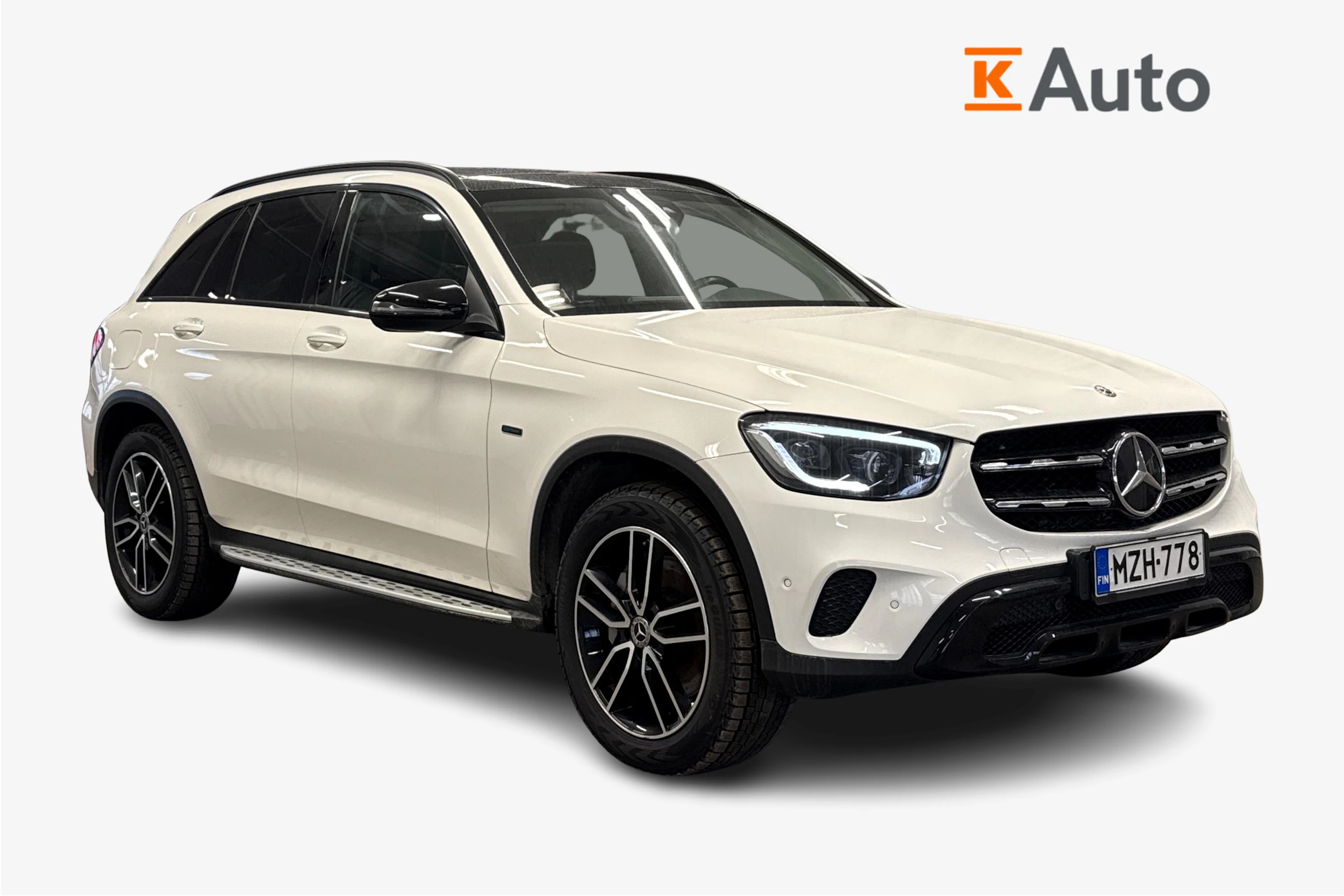valkoinen Mercedes-Benz GLC 2020 kuva 1.