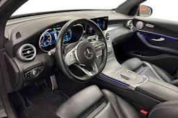 musta Mercedes-Benz GLC 2020 kuva 8.