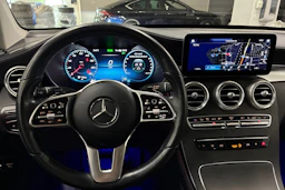 Musta Mercedes-Benz GLC 2021 kuva 15.