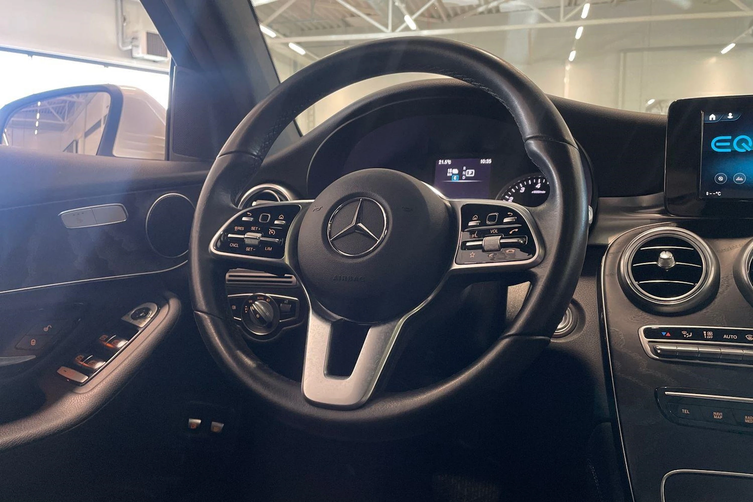 valkoinen Mercedes-Benz GLC 2020 kuva 14.