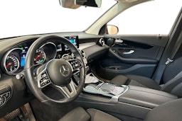 punainen Mercedes-Benz GLC 2020 kuva 6.
