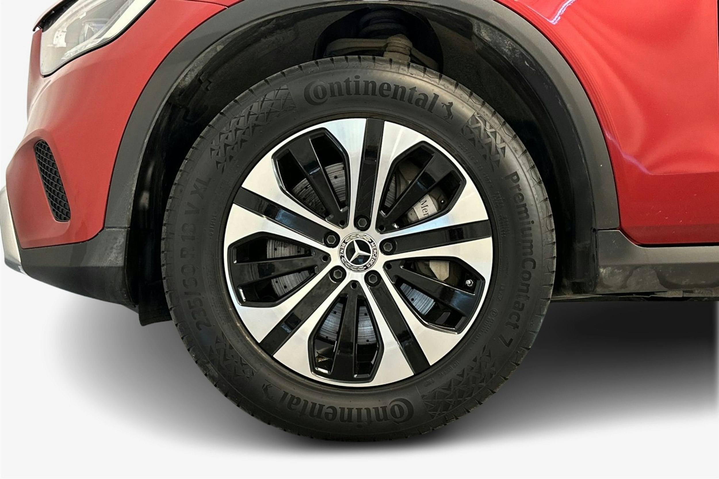 punainen Mercedes-Benz GLC 2020 kuva 9.