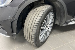 harmaa Mercedes-Benz GLC 2020 kuva 13.