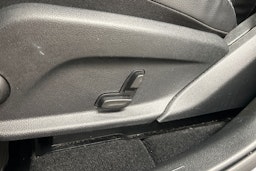 harmaa Mercedes-Benz GLC 2020 kuva 19.