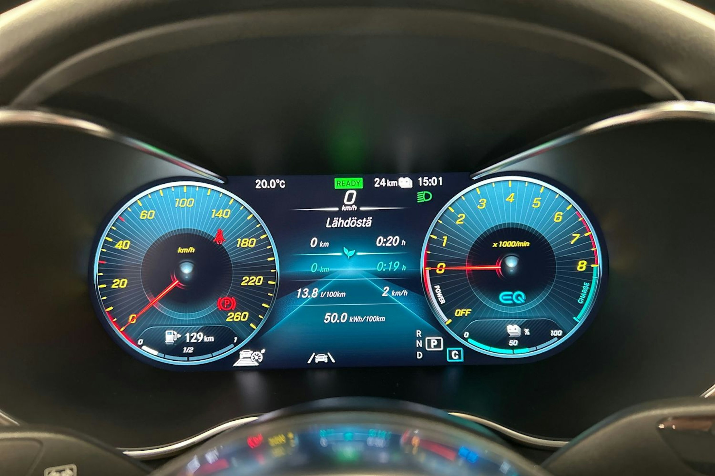 harmaa Mercedes-Benz GLC 2020 kuva 21.
