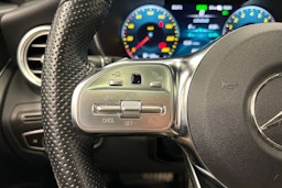 harmaa Mercedes-Benz GLC 2020 kuva 22.