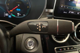 harmaa Mercedes-Benz GLC 2020 kuva 15.