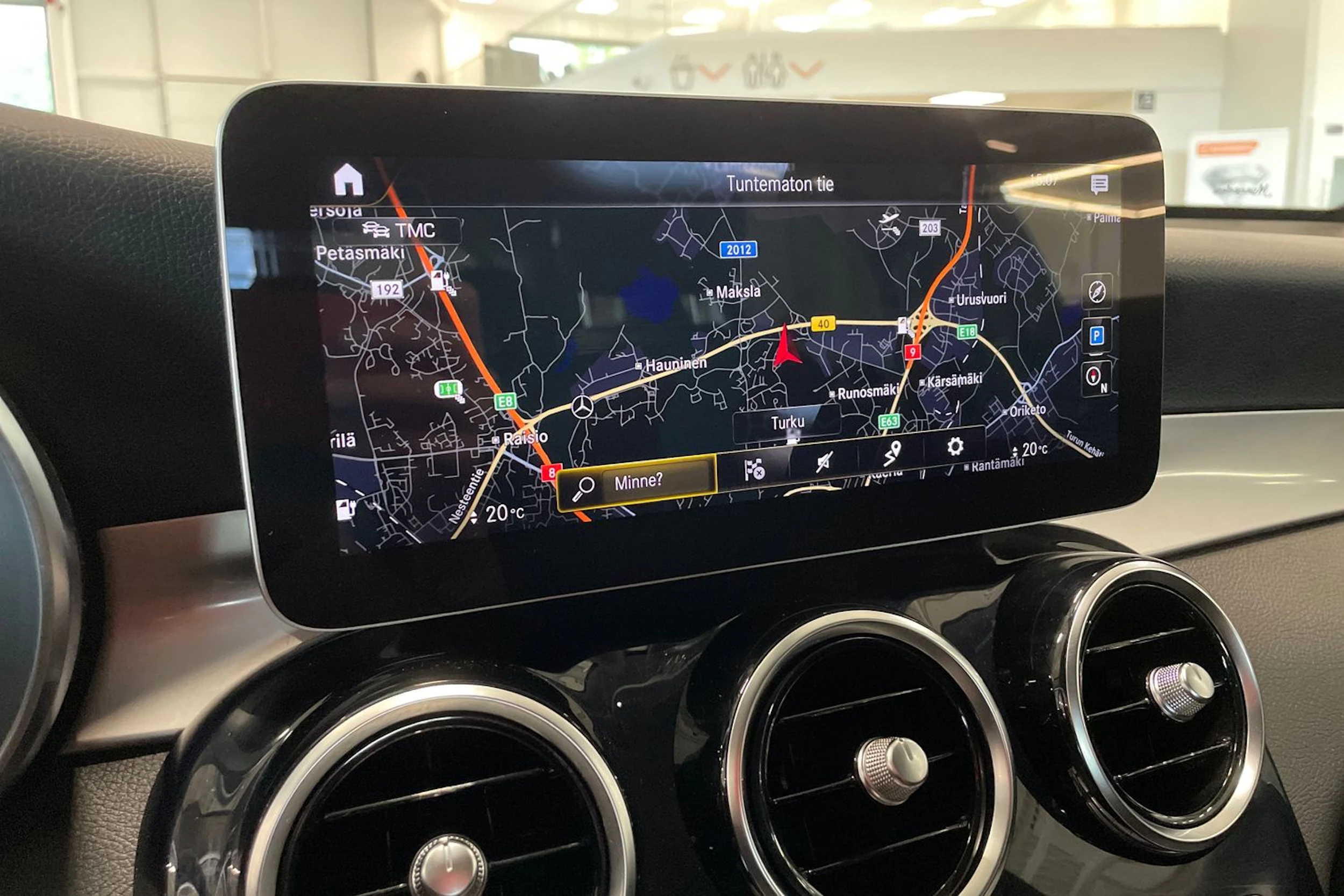 harmaa Mercedes-Benz GLC 2020 kuva 18.
