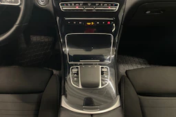 harmaa Mercedes-Benz GLC 2020 kuva 25.