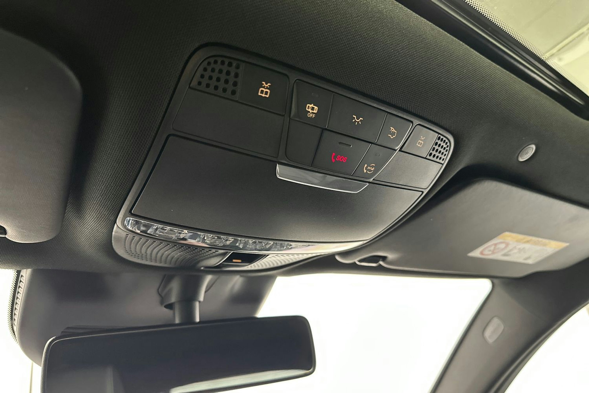 Musta Mercedes-Benz GLC 2020 kuva 28.