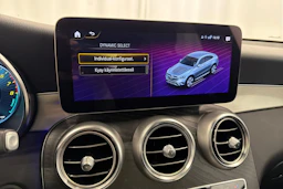 Musta Mercedes-Benz GLC 2020 kuva 38.