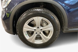 Sininen Mercedes-Benz GLC 2020 kuva 11.