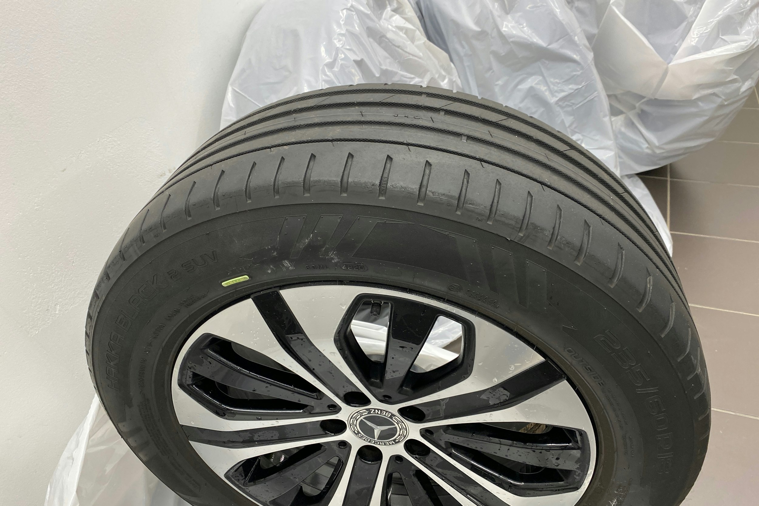 Sininen Mercedes-Benz GLC 2020 kuva 15.