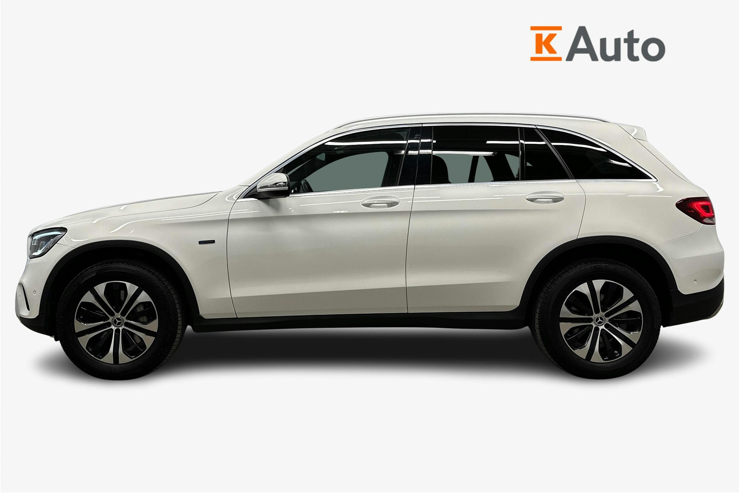 valkoinen Mercedes-Benz GLC 2021 kuva 6.