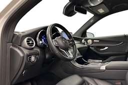 valkoinen Mercedes-Benz GLC 2021 kuva 7.