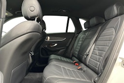valkoinen Mercedes-Benz GLC 2021 kuva 10.