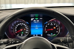 valkoinen Mercedes-Benz GLC 2021 kuva 16.