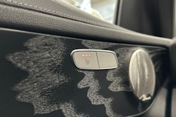 valkoinen Mercedes-Benz GLC 2021 kuva 24.