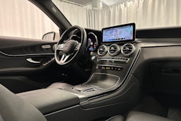 valkoinen Mercedes-Benz GLC 2021 kuva 30.