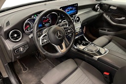 Musta Mercedes-Benz GLC 2021 kuva 7.