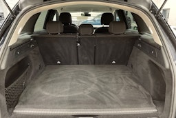 Musta Mercedes-Benz GLC 2021 kuva 14.