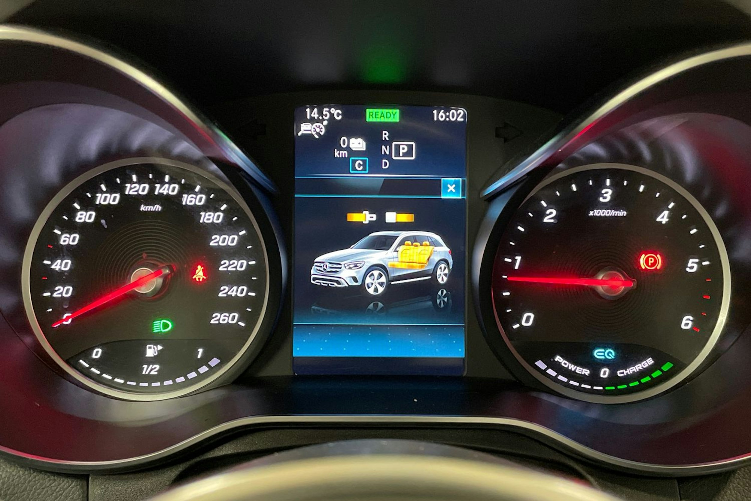 Musta Mercedes-Benz GLC 2021 kuva 15.