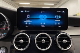 Musta Mercedes-Benz GLC 2021 kuva 22.