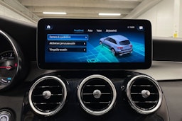 Musta Mercedes-Benz GLC 2021 kuva 24.