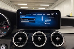 Musta Mercedes-Benz GLC 2021 kuva 25.