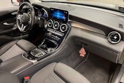 Musta Mercedes-Benz GLC 2021 kuva 33.